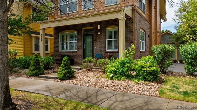 2609 Emporia Court, Denver, CO 80238