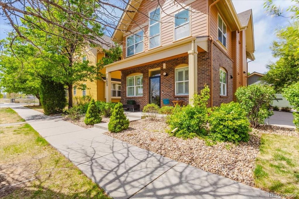 2609 Emporia Court, Denver, CO 80238