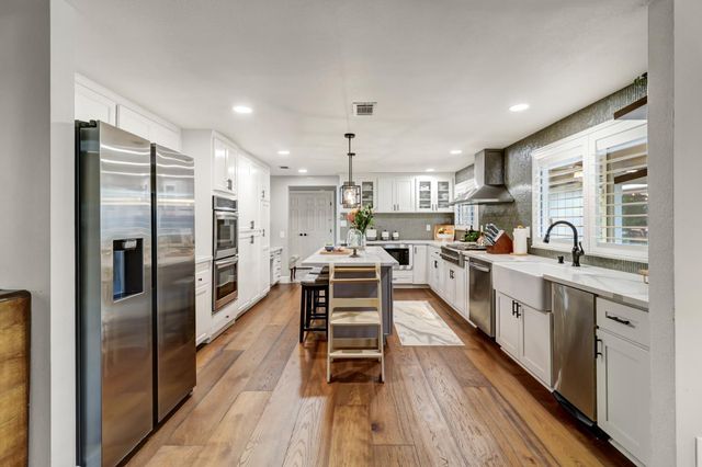 5109 Oak Point Way, Fair Oaks, CA 95628