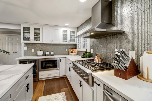 5109 Oak Point Way, Fair Oaks, CA 95628