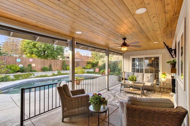 5109 Oak Point Way, Fair Oaks, CA 95628