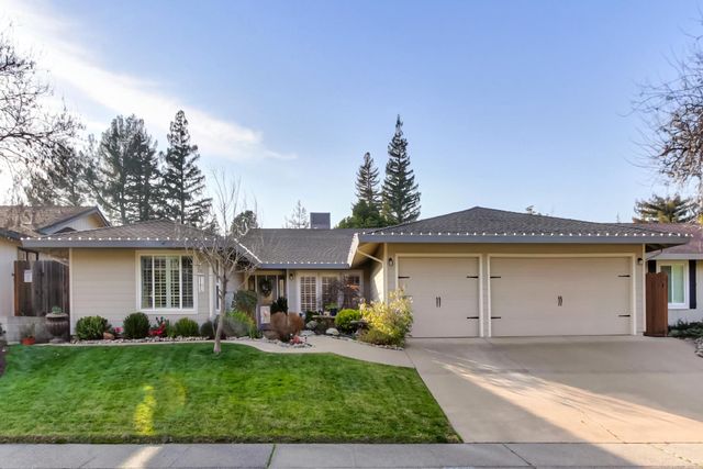 5109 Oak Point Way, Fair Oaks, CA 95628