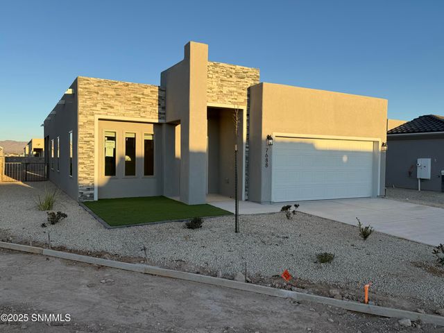 7688 Alila Way, Las Cruces, NM 88012