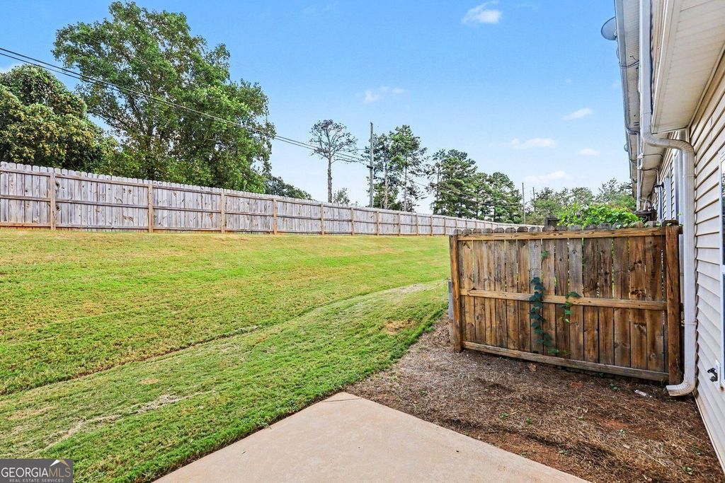 6404 Ellenwood Drive, Rex, GA 30273 — photo 5