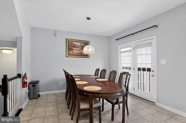 31 VILLAGE GREEN LN, Sicklerville, NJ 08081