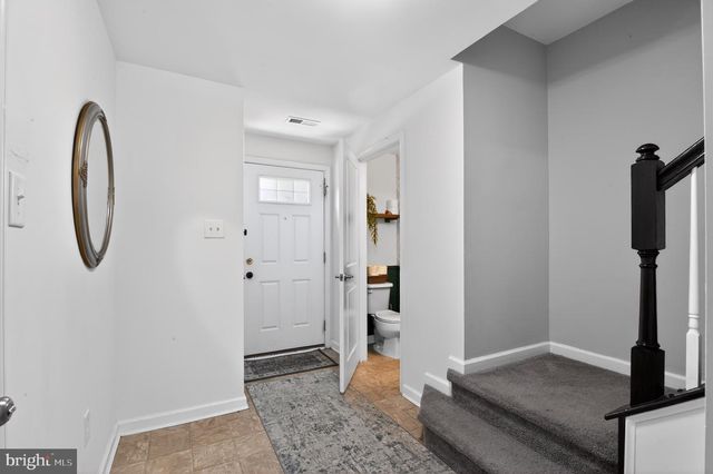 31 VILLAGE GREEN LN, Sicklerville, NJ 08081