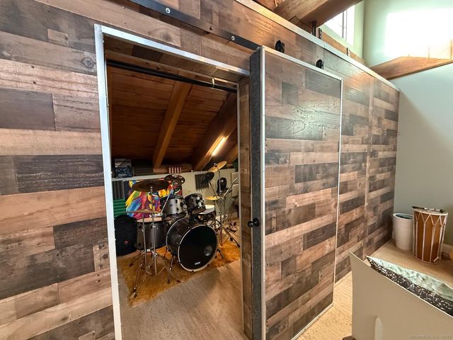 33 mechanic Street 203, Windsor, CT 06095