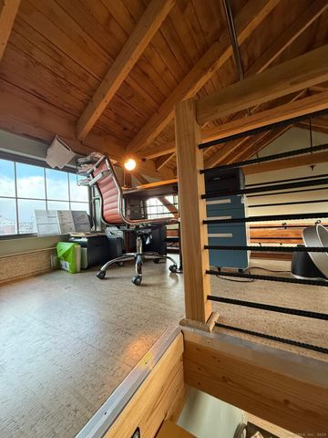 33 mechanic Street 203, Windsor, CT 06095