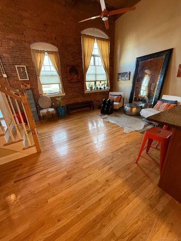 33 mechanic Street 203, Windsor, CT 06095