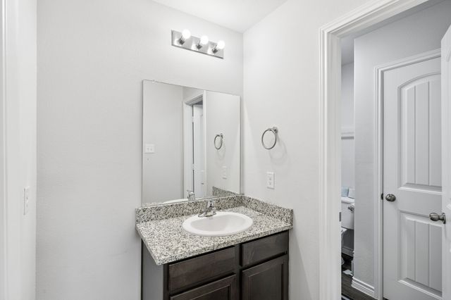 5725 Willamette Drive, Fort Worth, TX 76119