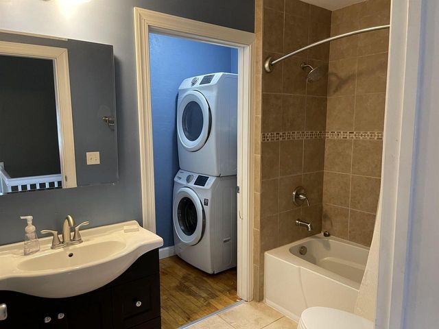 135 S BRITTINGHAM Place, Madison, WI 53715