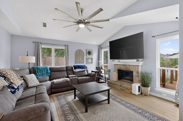 233 Brittany Court, Euless, TX 76039