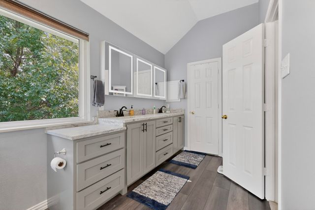 233 Brittany Court, Euless, TX 76039