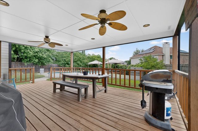233 Brittany Court, Euless, TX 76039
