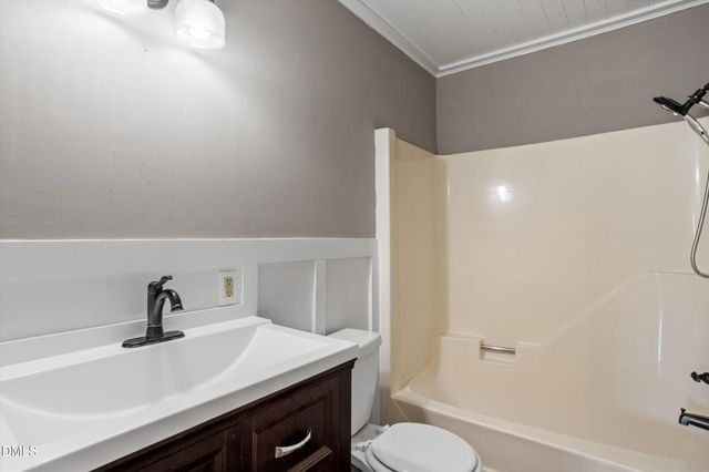 104 Riverbend Drive, Clayton, NC 27527