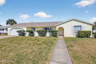 227 S Wedgewood Circle S, Ormond Beach, FL 32176