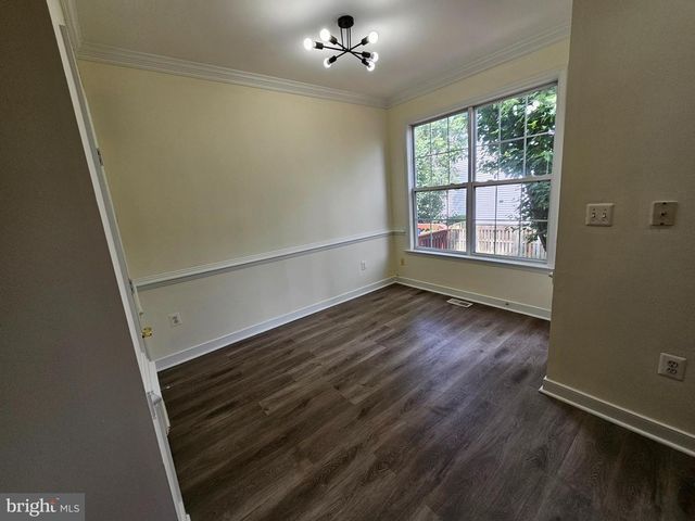 13036 TAXI DR, Woodbridge, VA 22193