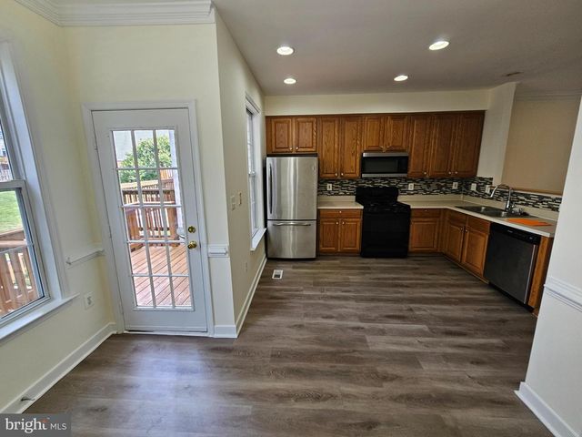 13036 TAXI DR, Woodbridge, VA 22193