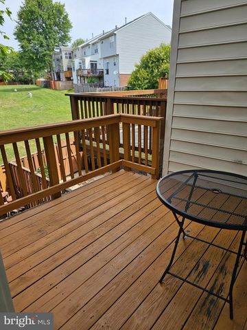 13036 TAXI DR, Woodbridge, VA 22193