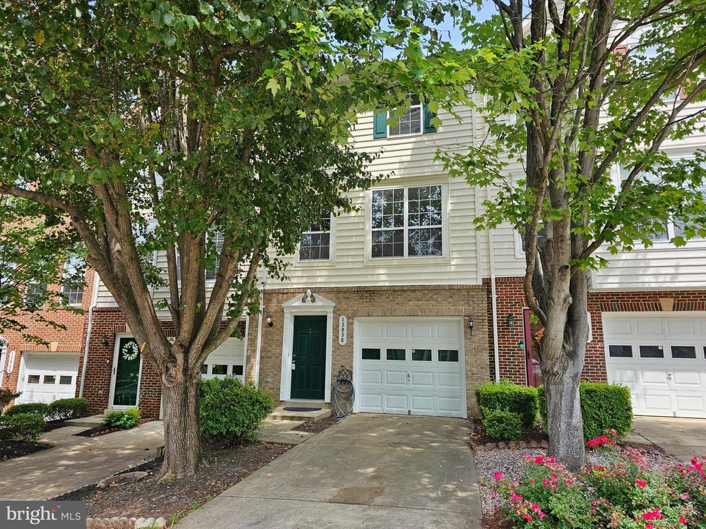 13036 TAXI DR, Woodbridge, VA 22193