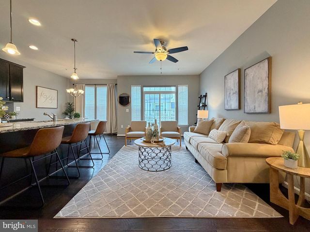 379 BUCKEYE CIR, La Plata, MD 20646