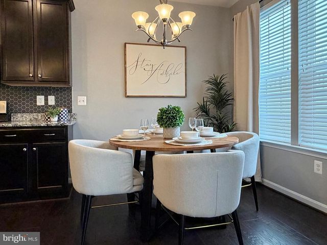 379 BUCKEYE CIR, La Plata, MD 20646