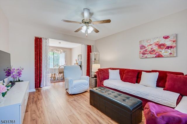 1402 Maplecrest Rd, Edison Twp., NJ 08820