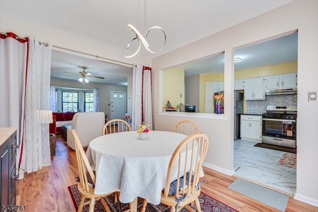 1402 Maplecrest Rd, Edison Twp., NJ 08820