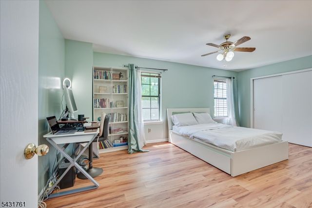 1402 Maplecrest Rd, Edison Twp., NJ 08820