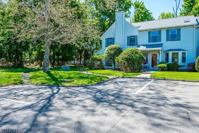 1402 Maplecrest Rd, Edison Twp., NJ 08820