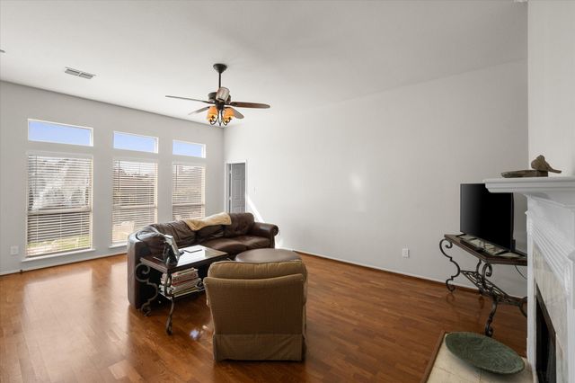 6604 High Brook Drive, Fort Worth, TX 76132