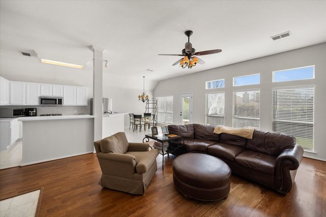 6604 High Brook Drive, Fort Worth, TX 76132