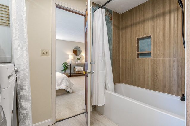 7 Millstream Drive, Exeter, NH 03833