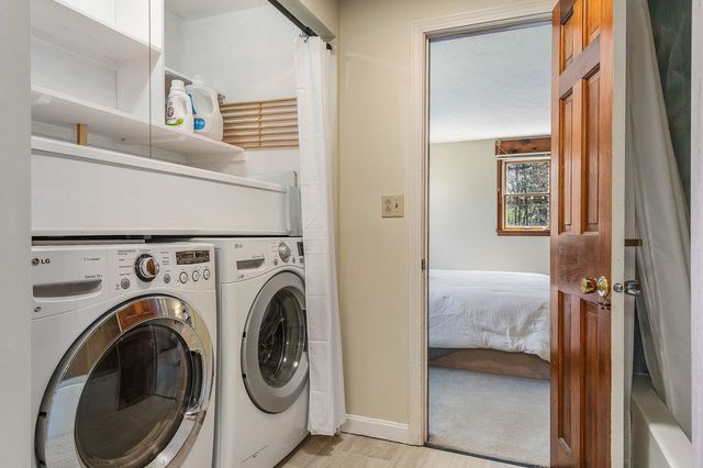 7 Millstream Drive, Exeter, NH 03833