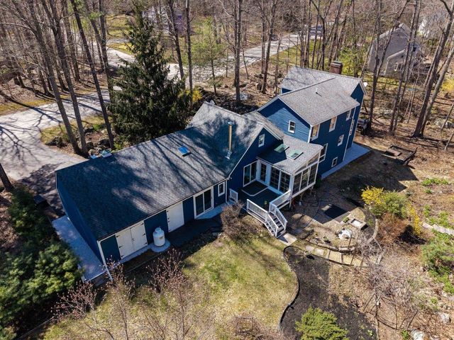 7 Millstream Drive, Exeter, NH 03833