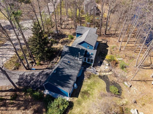 7 Millstream Drive, Exeter, NH 03833