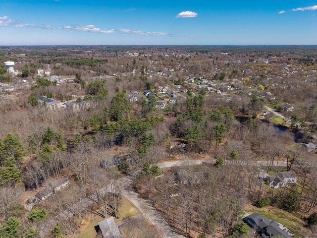 7 Millstream Drive, Exeter, NH 03833