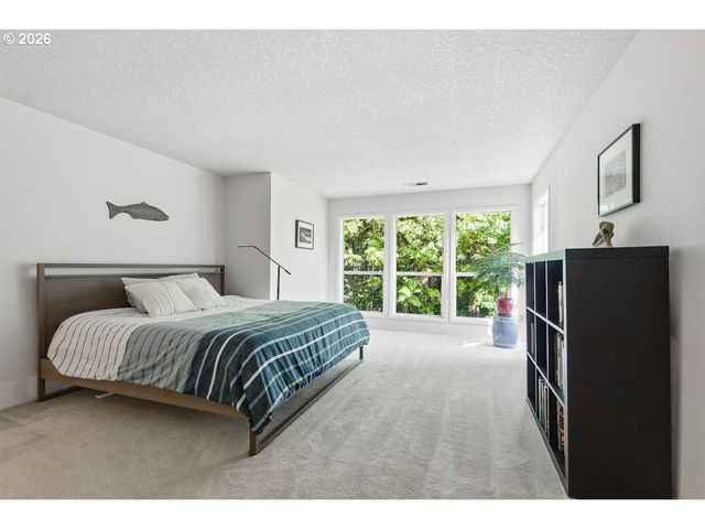 9675 Sw 163RD Ave, Beaverton, OR 97007