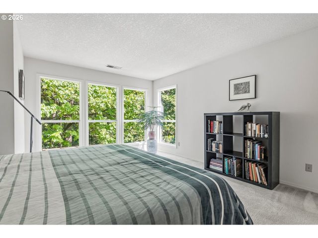 9675 Sw 163RD Ave, Beaverton, OR 97007