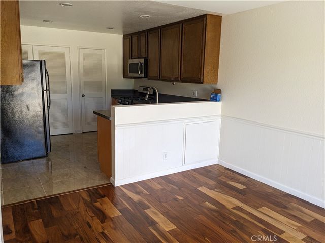 38 Exeter, Irvine, CA 92612