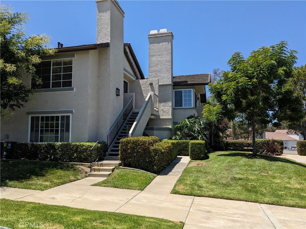 38 Exeter, Irvine, CA 92612