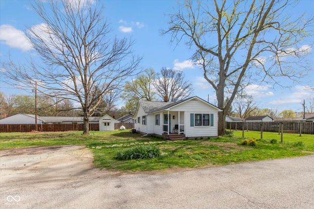 130 Hiawatha Drive, Noblesville, IN 46062