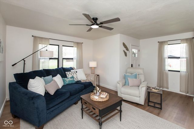 130 Hiawatha Drive, Noblesville, IN 46062