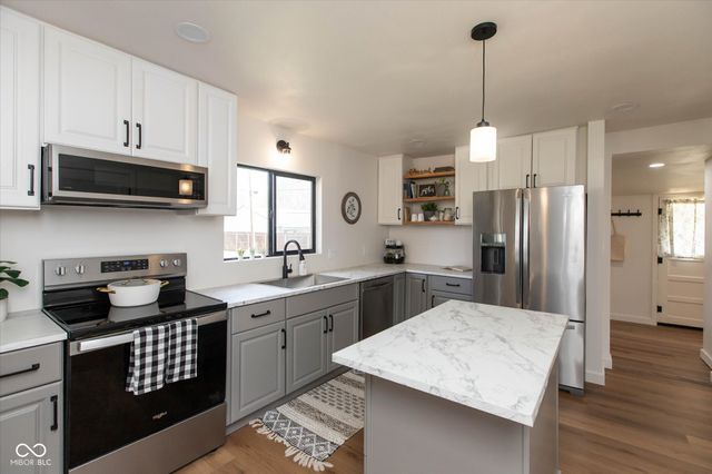 130 Hiawatha Drive, Noblesville, IN 46062