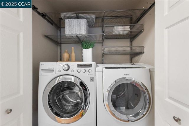 206 Buena Vida Ct, Martinez, CA 94553