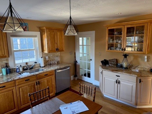 3 Lakeside Ave, Beverly, MA 01915