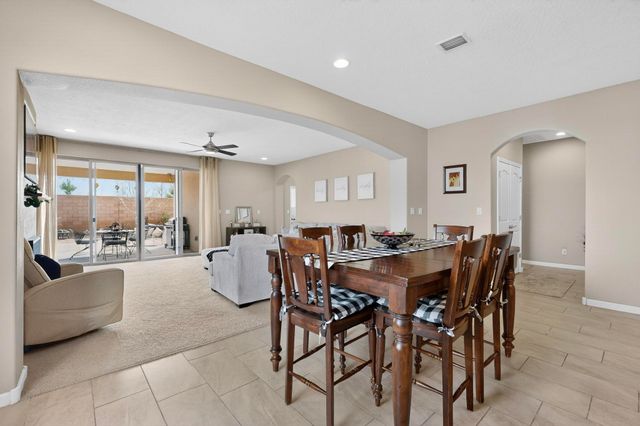 4772 Viento Del Norte, Santa Fe, NM 87507