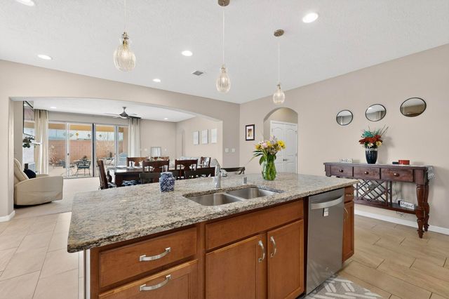 4772 Viento Del Norte, Santa Fe, NM 87507