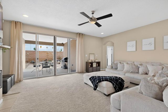 4772 Viento Del Norte, Santa Fe, NM 87507