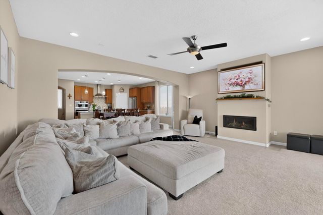 4772 Viento Del Norte, Santa Fe, NM 87507